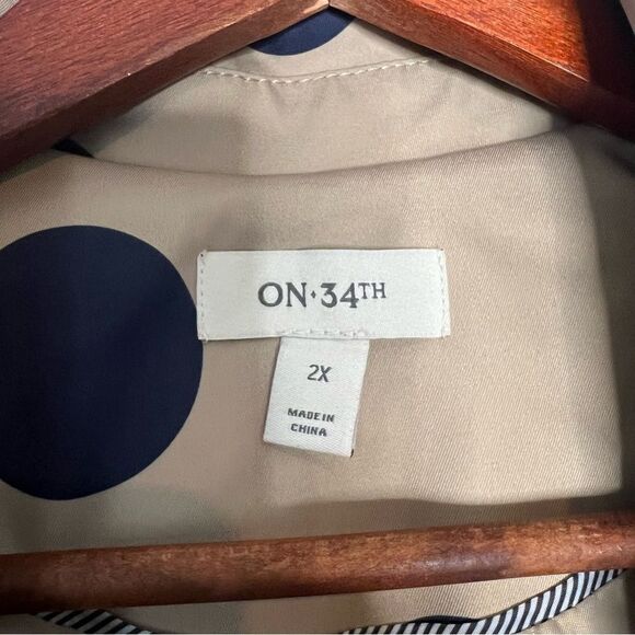 On 34th Plus Size Polka Dot Trench Coat - Picture 5 of 8